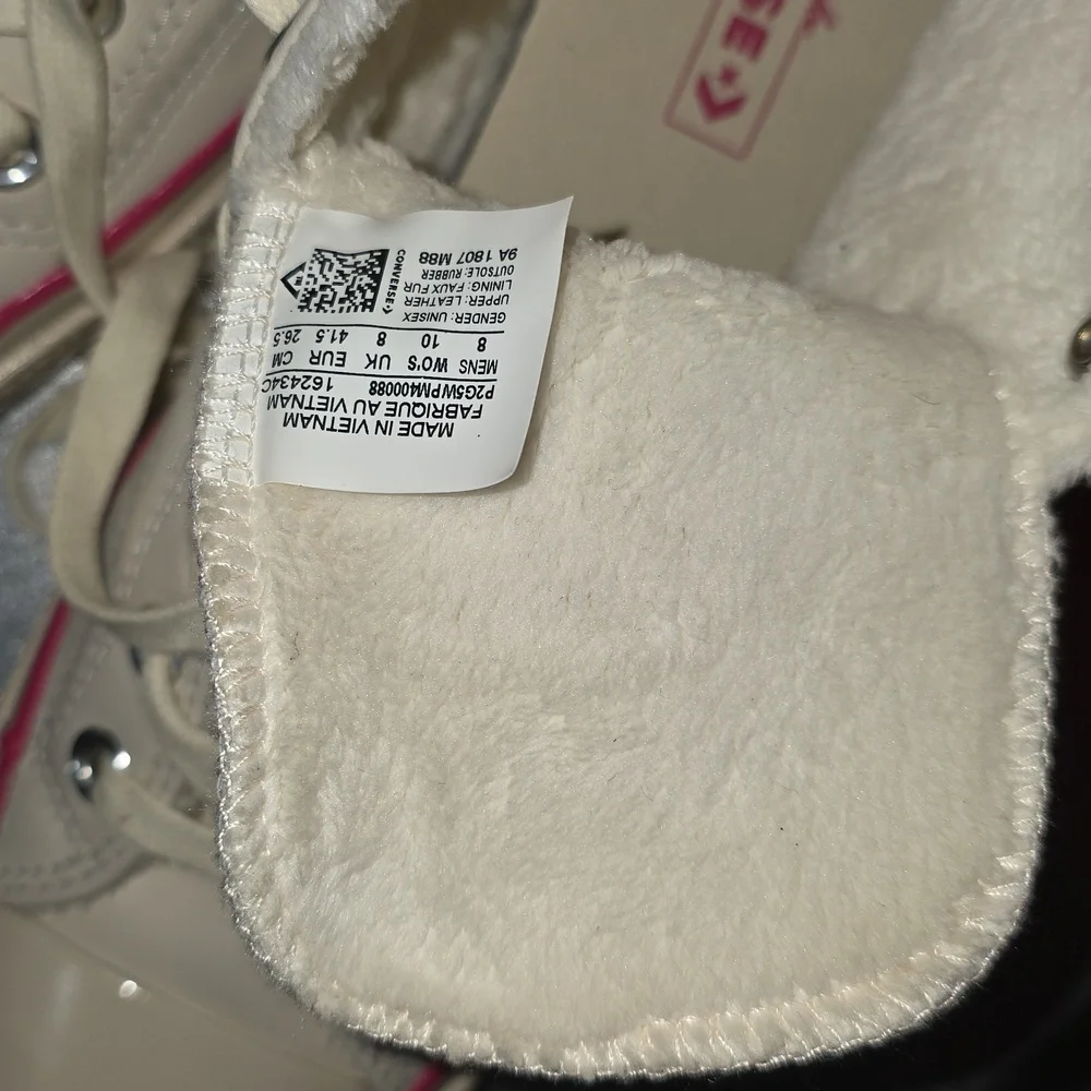Converse Beige High-Top Sneakers with Pink Accent - Picture 13 of 13